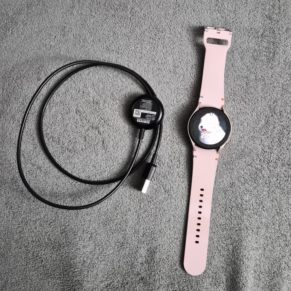 Samsung Galaxy Watch FE 40mm  Smartwatch with Pink Strap